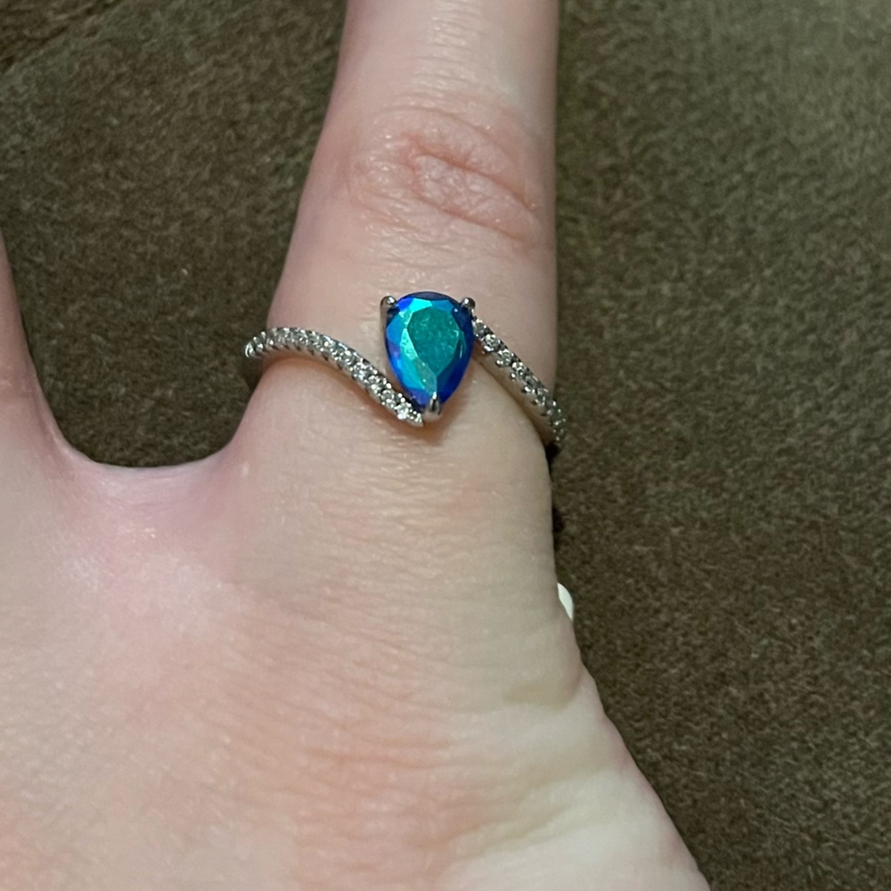 Charmed Aroma | Size 6 Ring